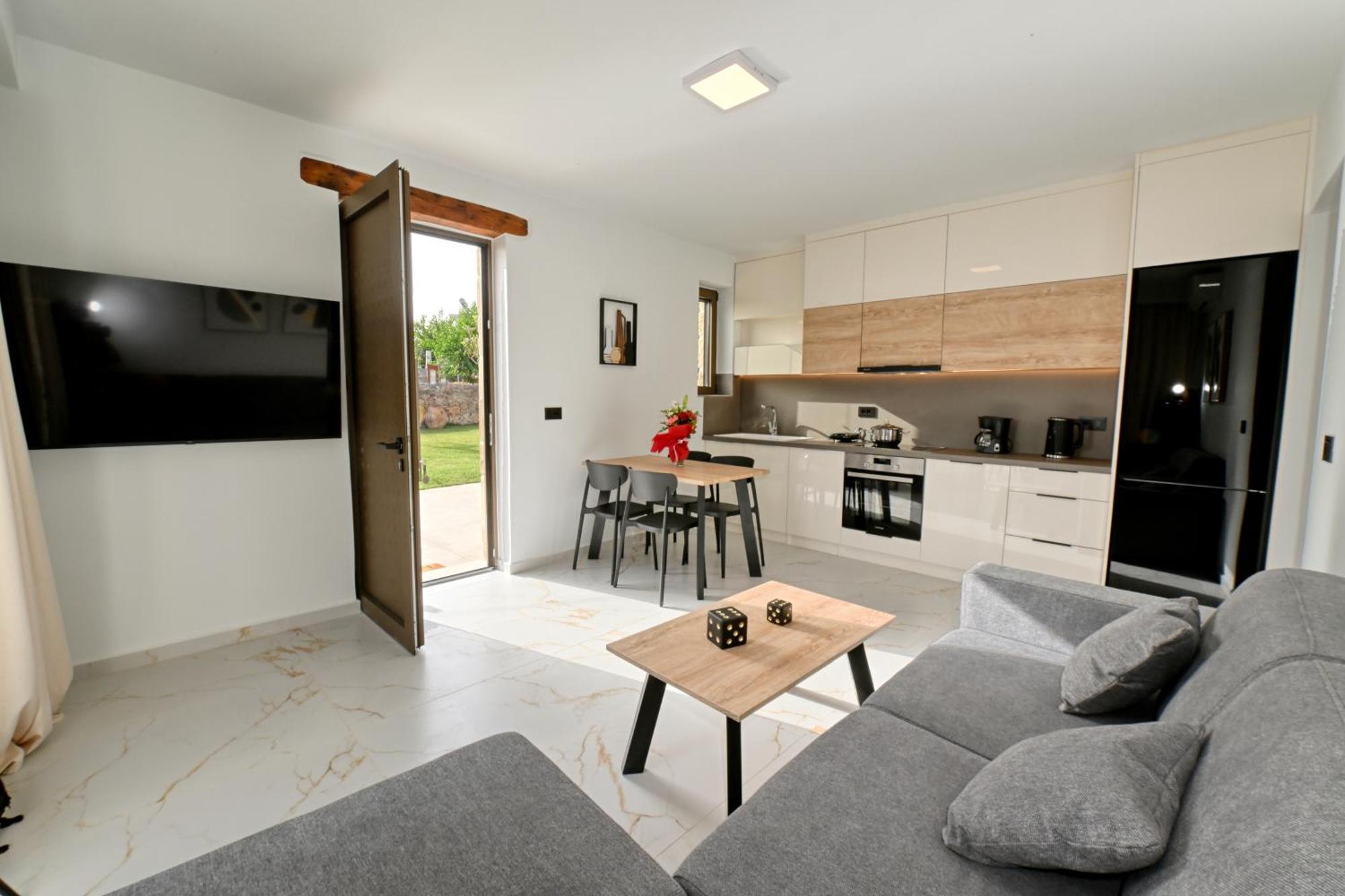 Eagle Bay Loft Lägenhet Kíssamos Exteriör bild